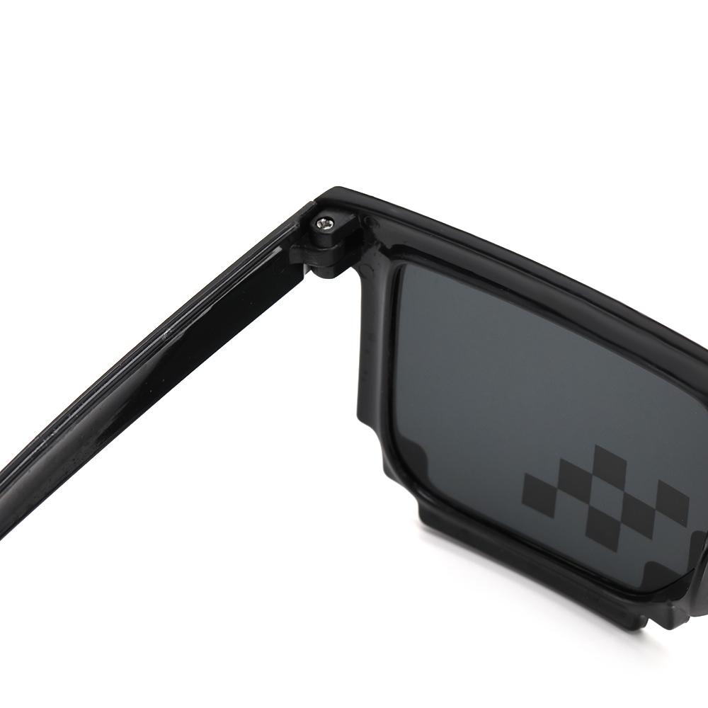 Funny Pixelated Mosaic Glasses - Gaming Glasses Uv recensione e prezzo