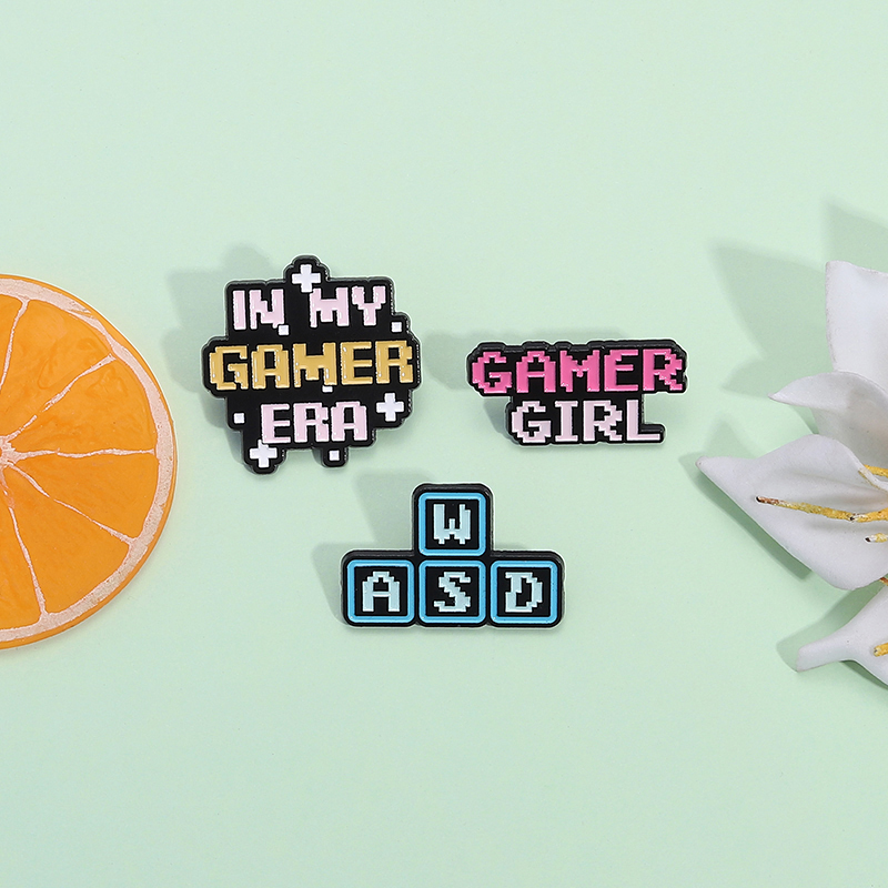 In My Gamer Era Pixel Enamel P - Gaming Console Buttons recensione e prezzo